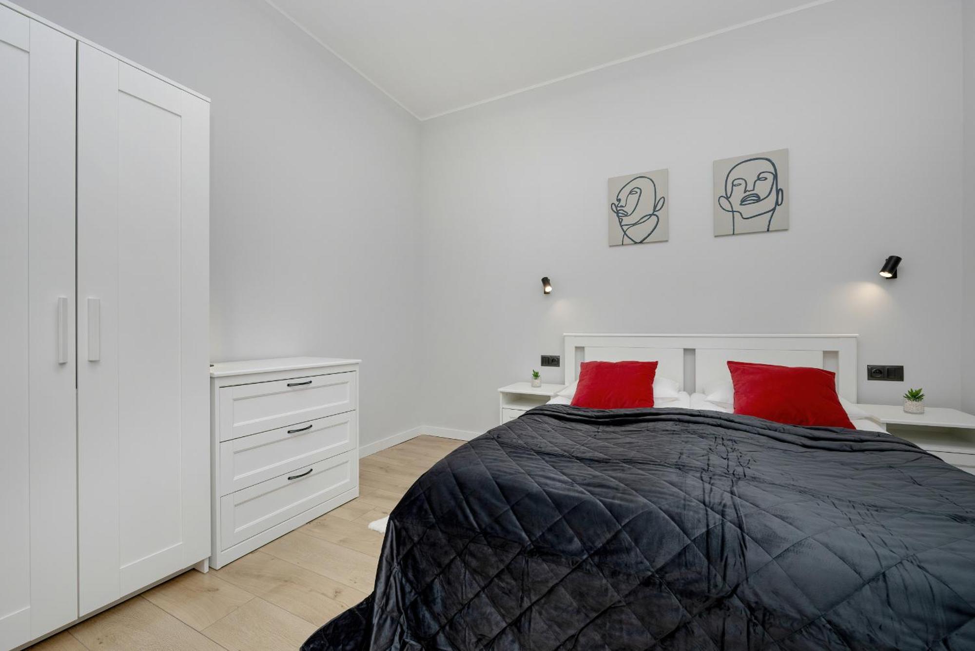 Exclusive Grey And Red Apartment In Warsaw Center By Noclegi Renters Exterior photo